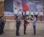 ENCABEZA ALCALDE DE COSOLEACAQUE, CIRILO VÁZQUEZ PARISSI, CONMEMORACIÓN DEL DÍA DE LA BANDERA MEXICANA.