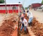 AVANZA LA CONSTRUCCIÓN DE LA LÍNEA DE CONDUCCIÓN DE AGUA POTABLE EN LA COLONIA JOSÉ F. GUTIÉRREZ DE COSOLEACAQUE. 