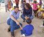 EL ALCALDE DE COSOLEACAQUE, CIRILO VÁZQUEZ PARISSI, LLEVA SERVICIOS Y ATENCIÓN CIUDADANA AL FRACCIONAMIENTO LOS MANGOS.