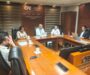 EL ALCALDE DE COSOLEACAQUE, CIRILO VÁZQUEZ PARISSI, SOSTIENE REUNIÓN DE TRABAJO CON LA CFE PARA FORTALECER PROYECTOS DE ELECTRIFICACIÓN.